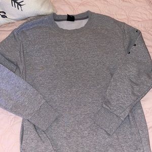 Nike sweatshirt in gray
